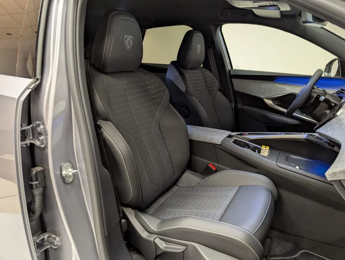 Peugeot 3008 nuova a Teramo (15)