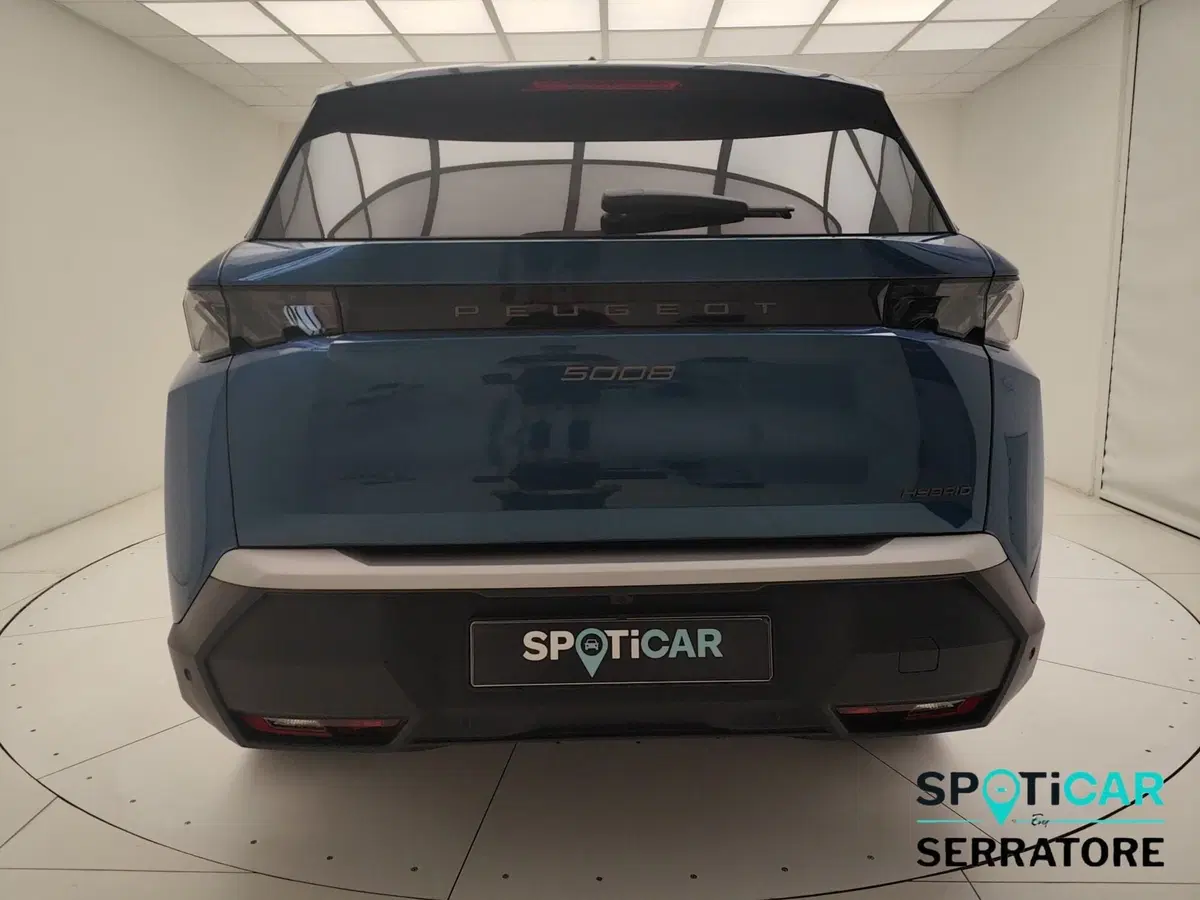 Peugeot 5008 usata a Como (5)