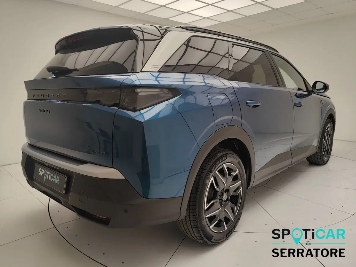 Peugeot 5008 usata a Como (6)