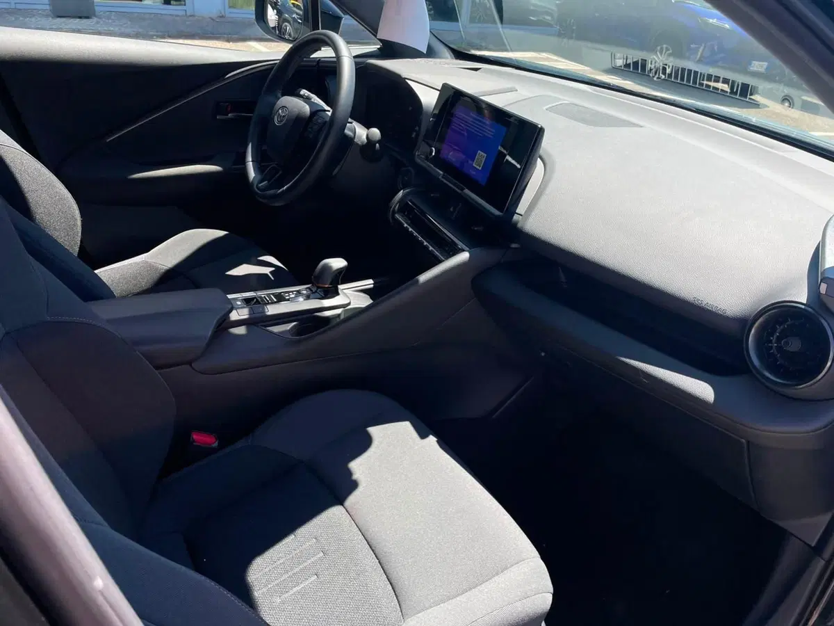 Toyota Toyota C-HR usata a Piacenza (10)