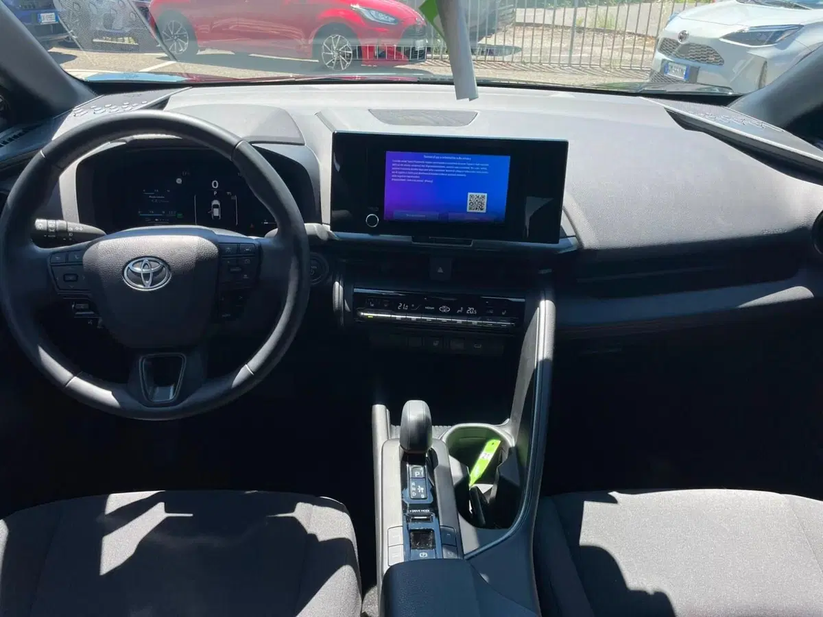 Toyota Toyota C-HR usata a Piacenza (12)