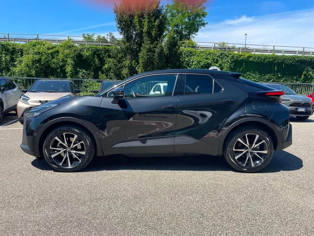 Toyota Toyota C-HR usata a Piacenza (3)