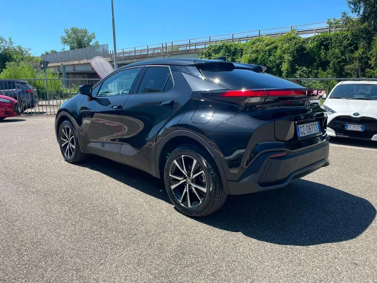 Toyota Toyota C-HR usata a Piacenza (4)