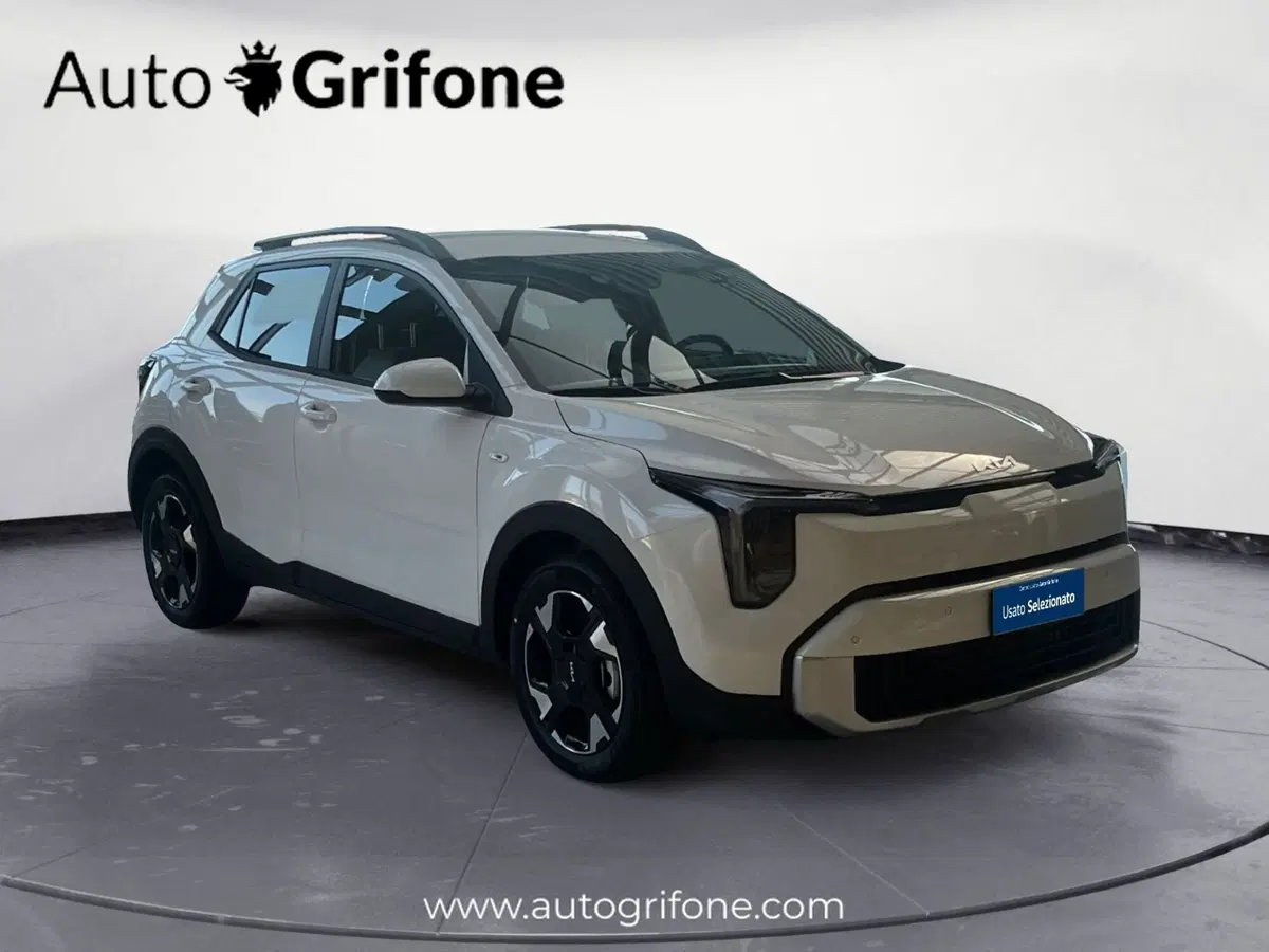Kia Stonic nuova a Modena (7)