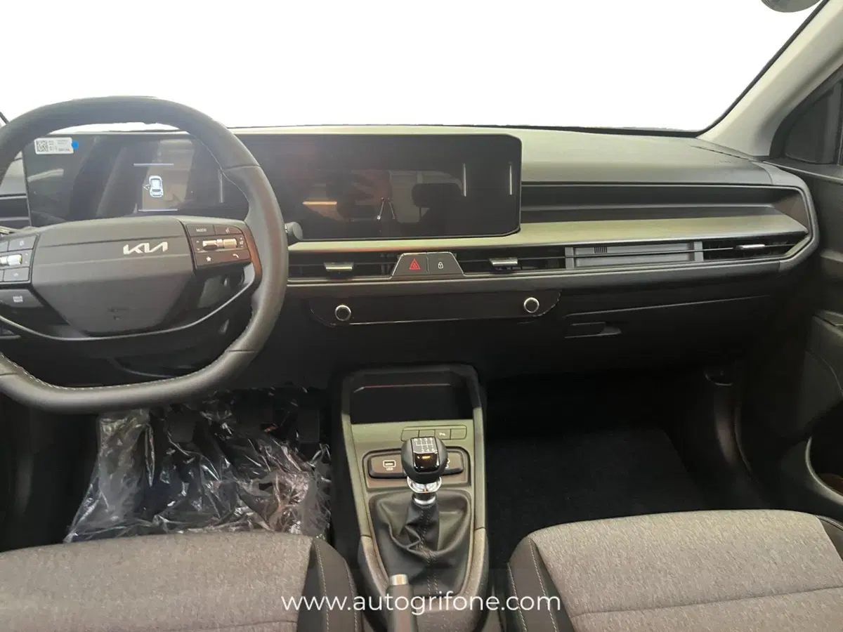 Kia Stonic nuova a Modena (11)