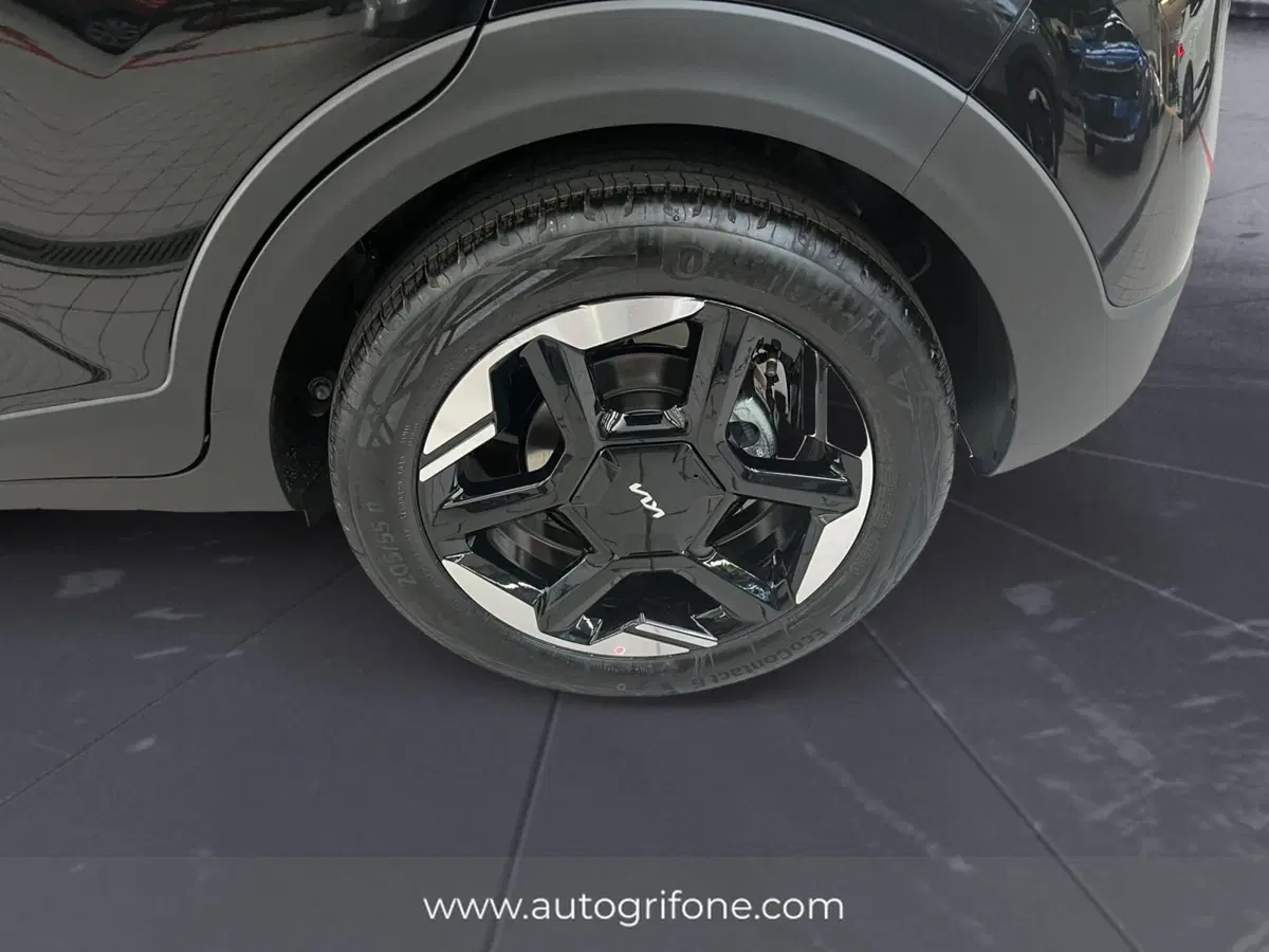 Kia Stonic nuova a Modena (14)