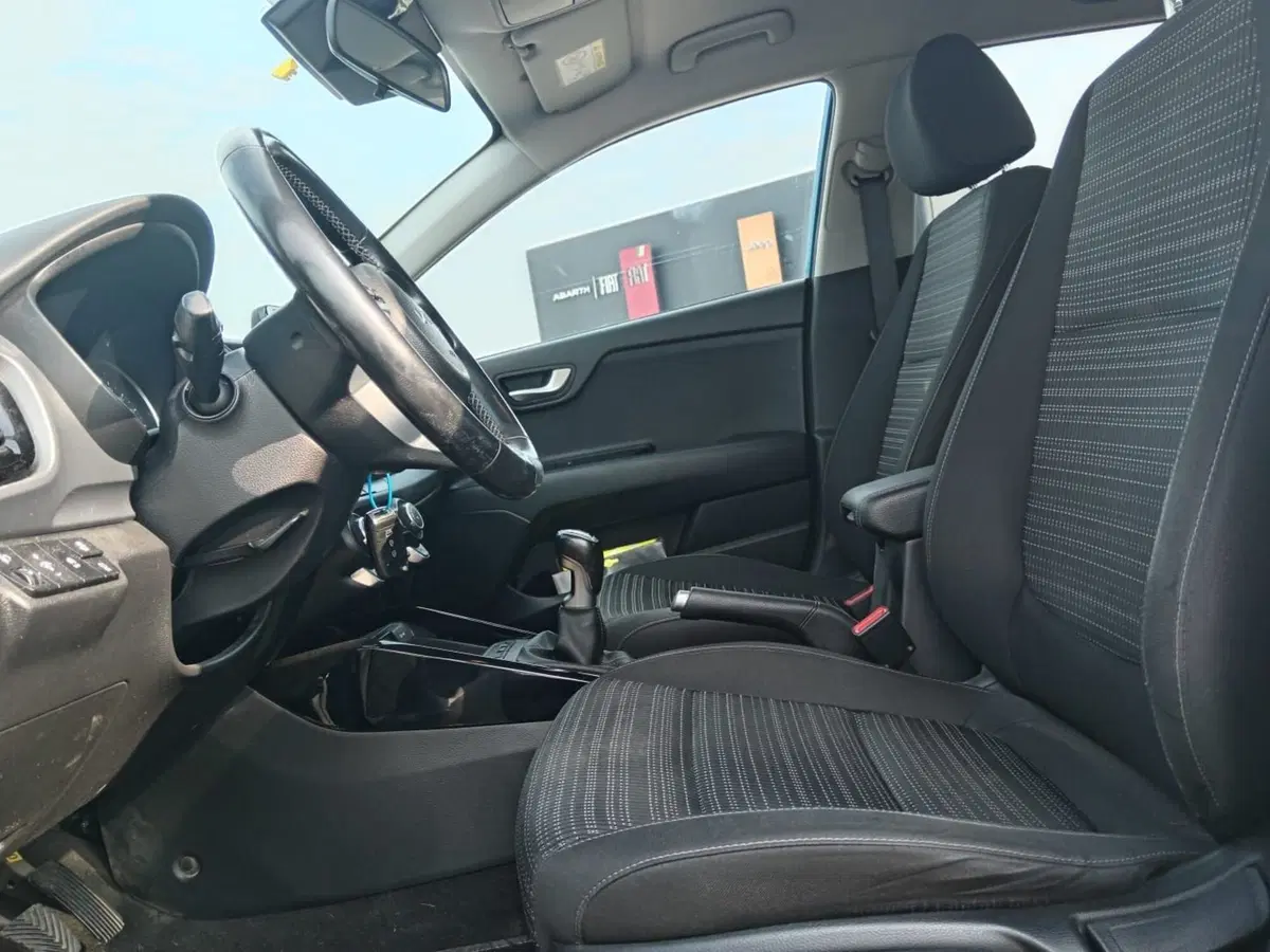 Kia Stonic usata a Alessandria (10)
