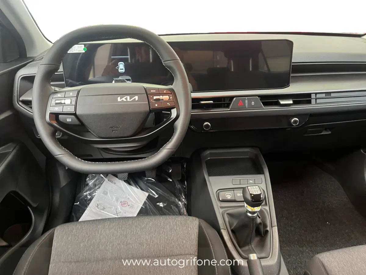 Kia Stonic nuova a Modena (11)