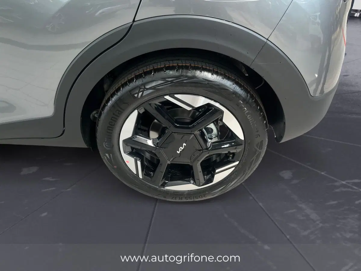 Kia Stonic nuova a Modena (15)