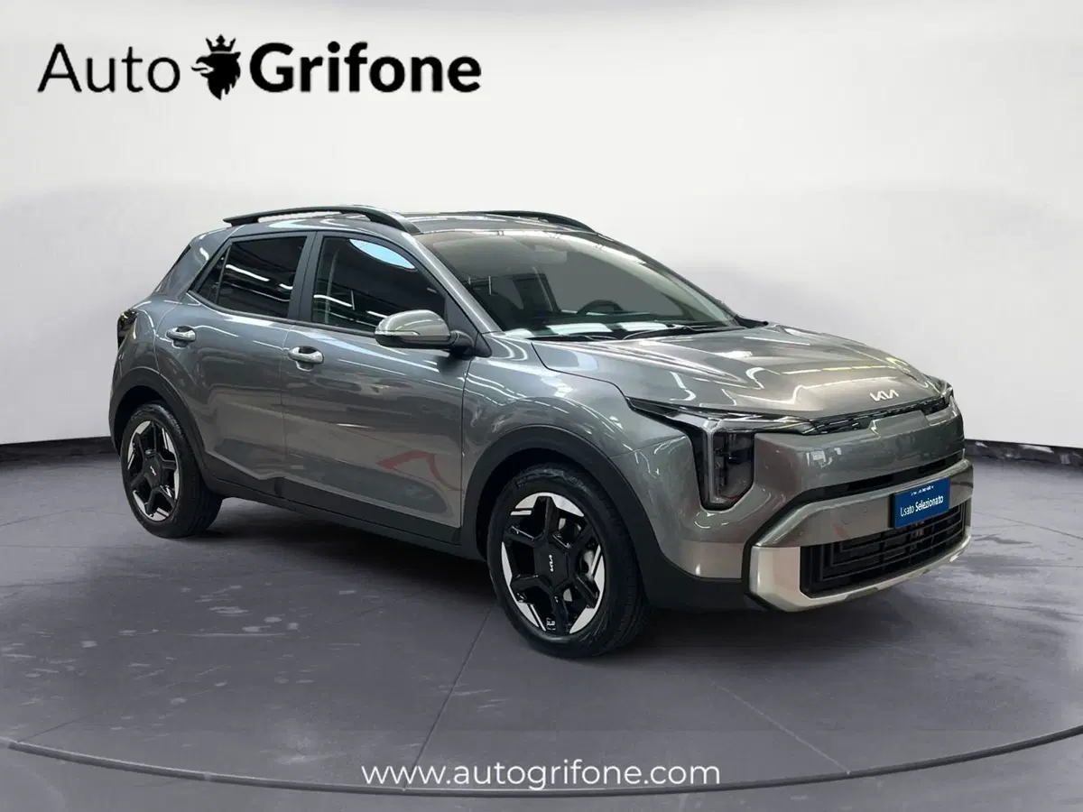 Kia Stonic nuova a Modena (7)