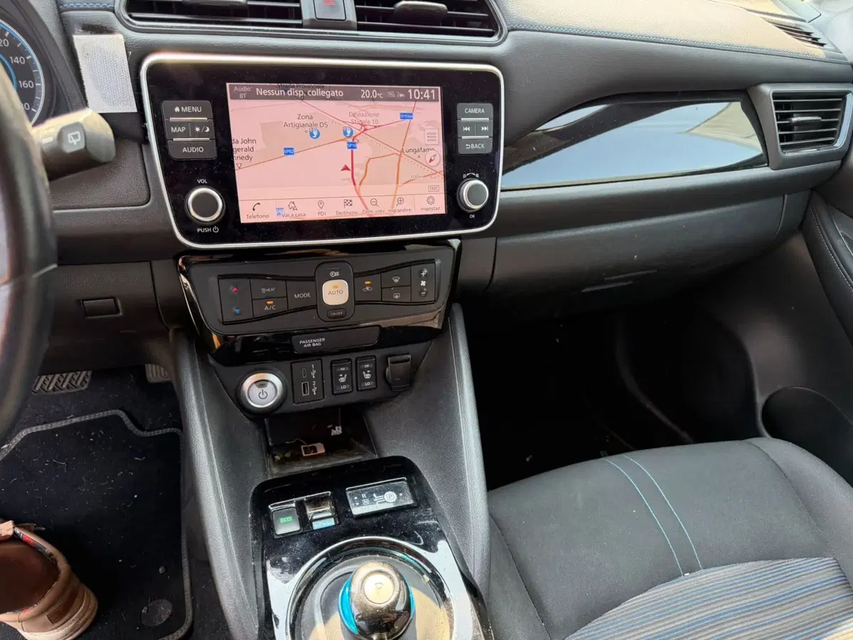 Nissan Leaf usata a Alessandria (9)