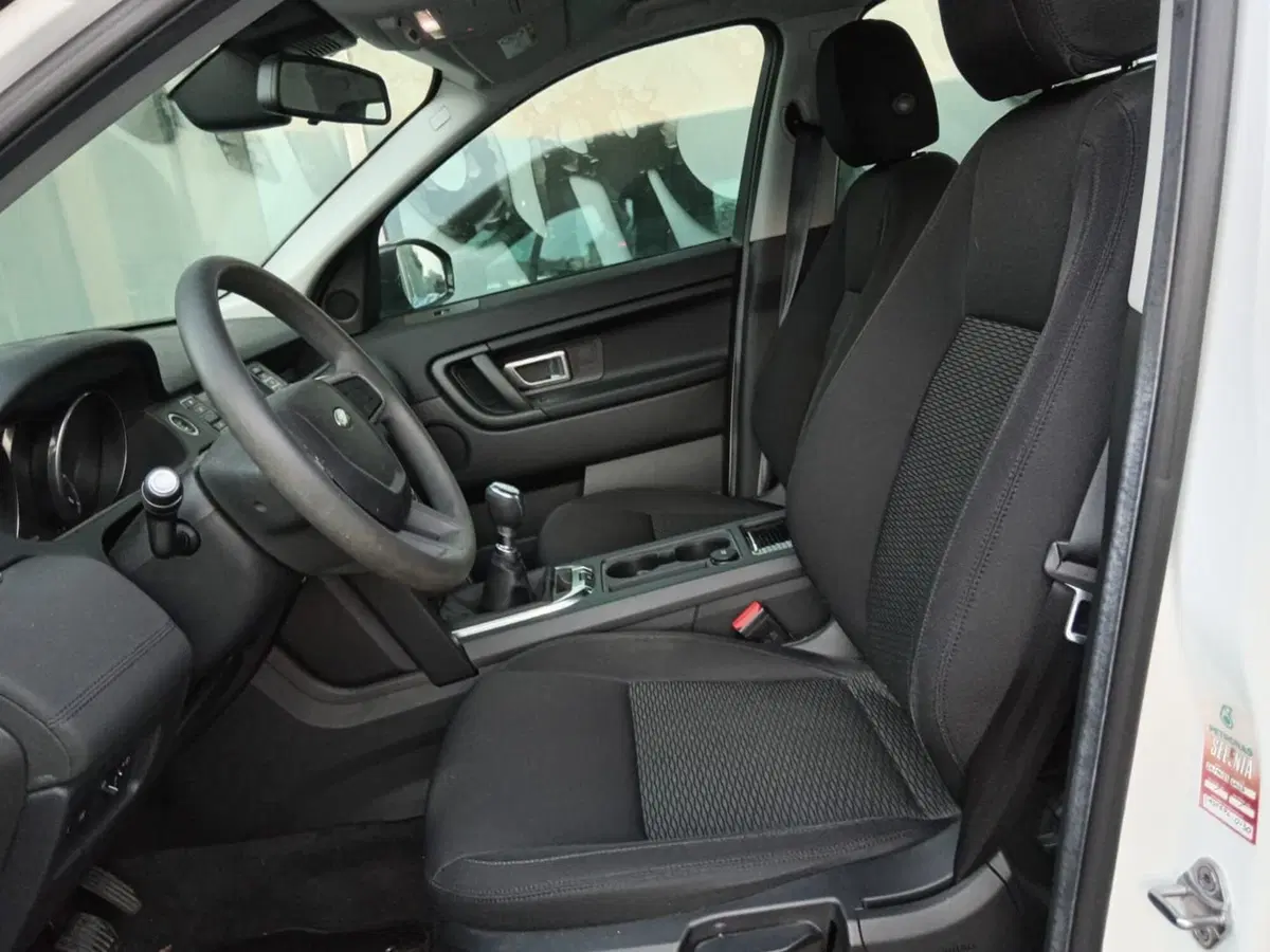 Land Rover Discovery Sport usata a Alessandria (6)
