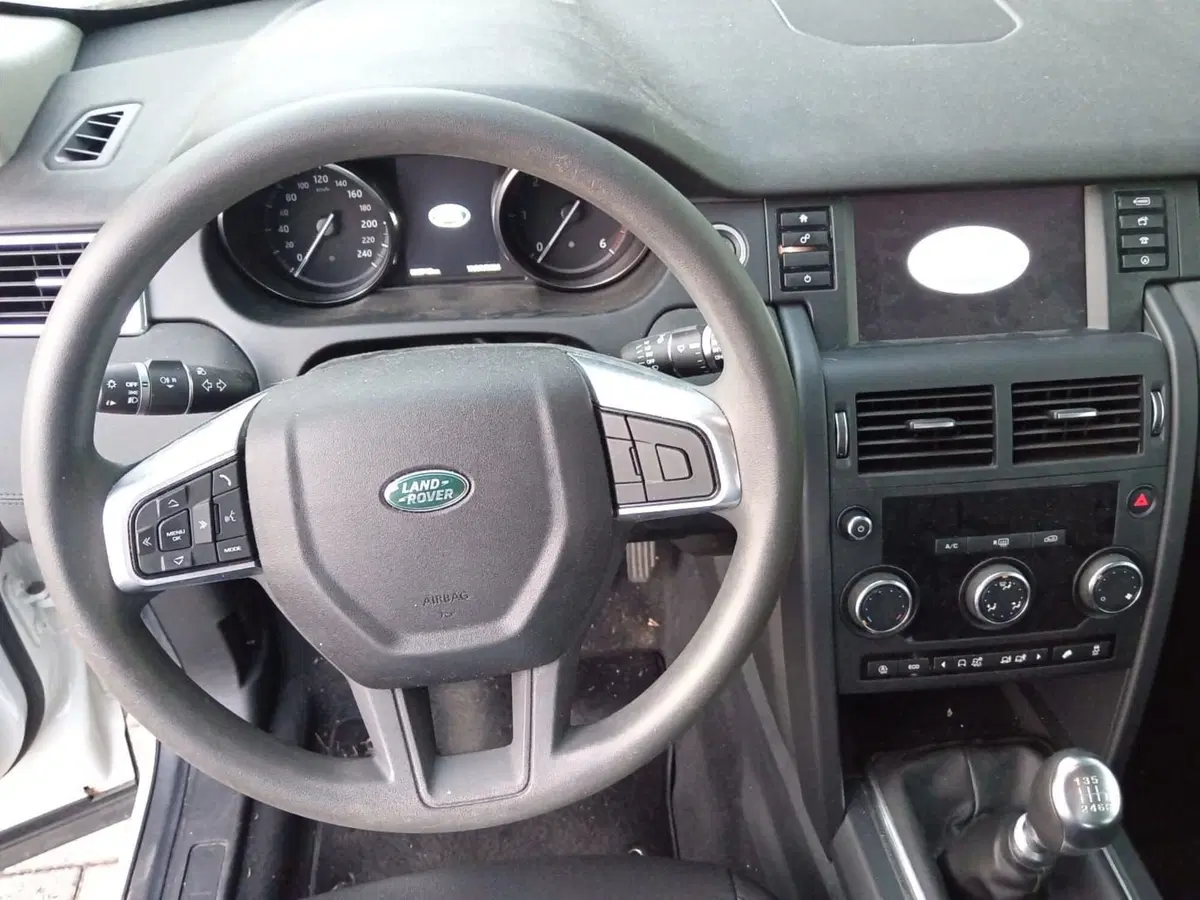 Land Rover Discovery Sport usata a Alessandria (8)