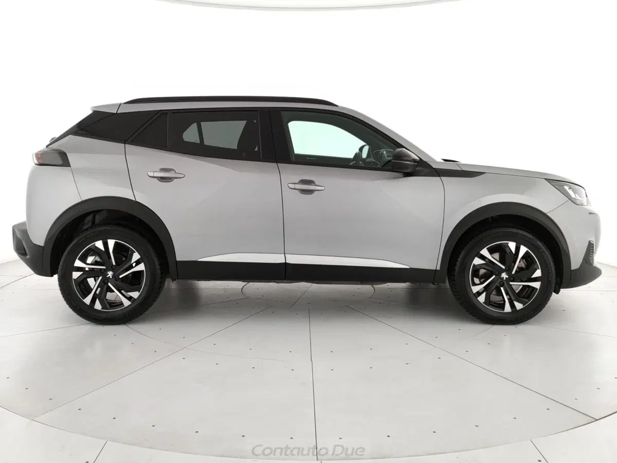 Peugeot 2008 usata a Caserta (4)