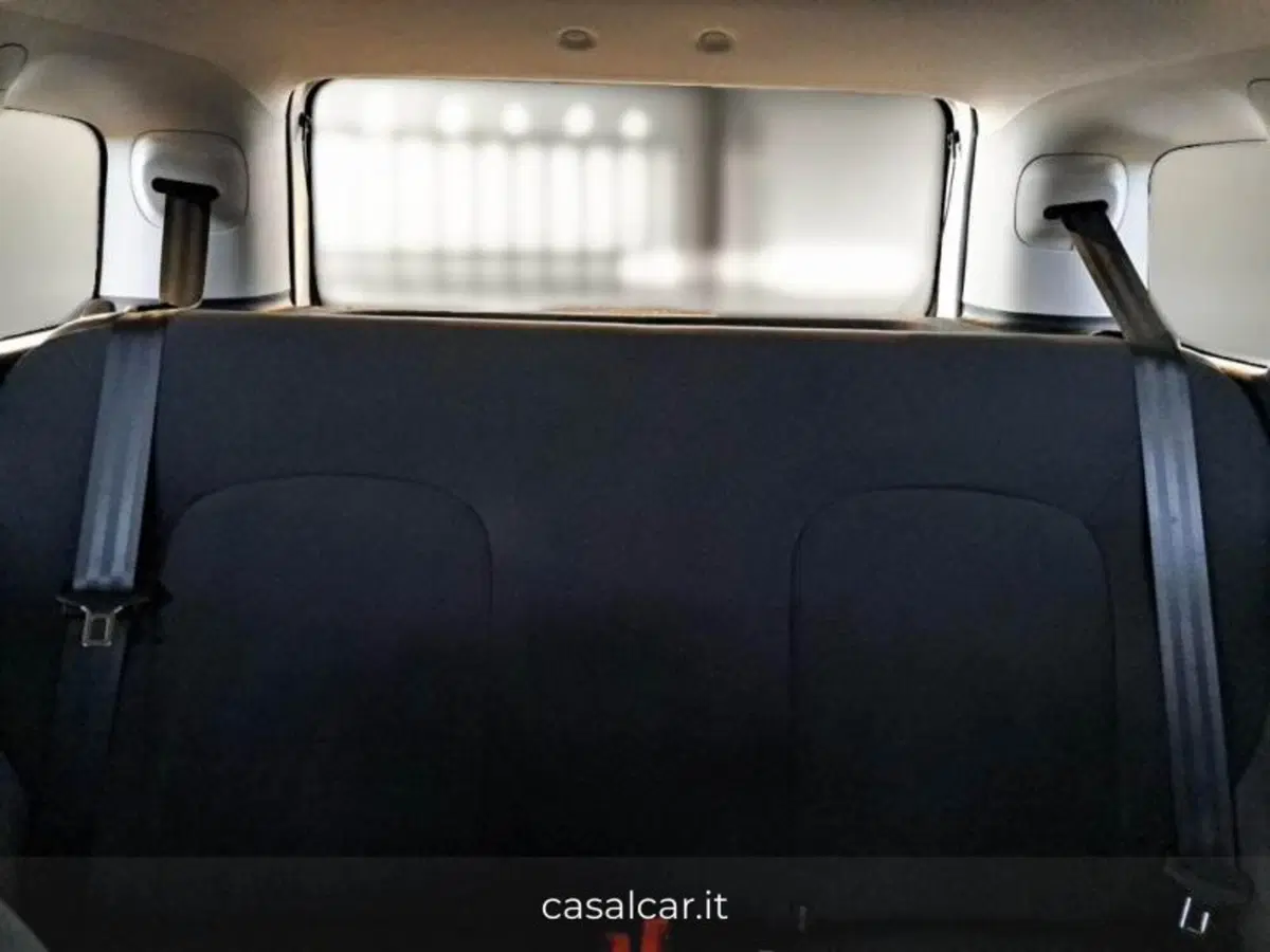 Fiat Panda Cross nuova a Salerno (13)