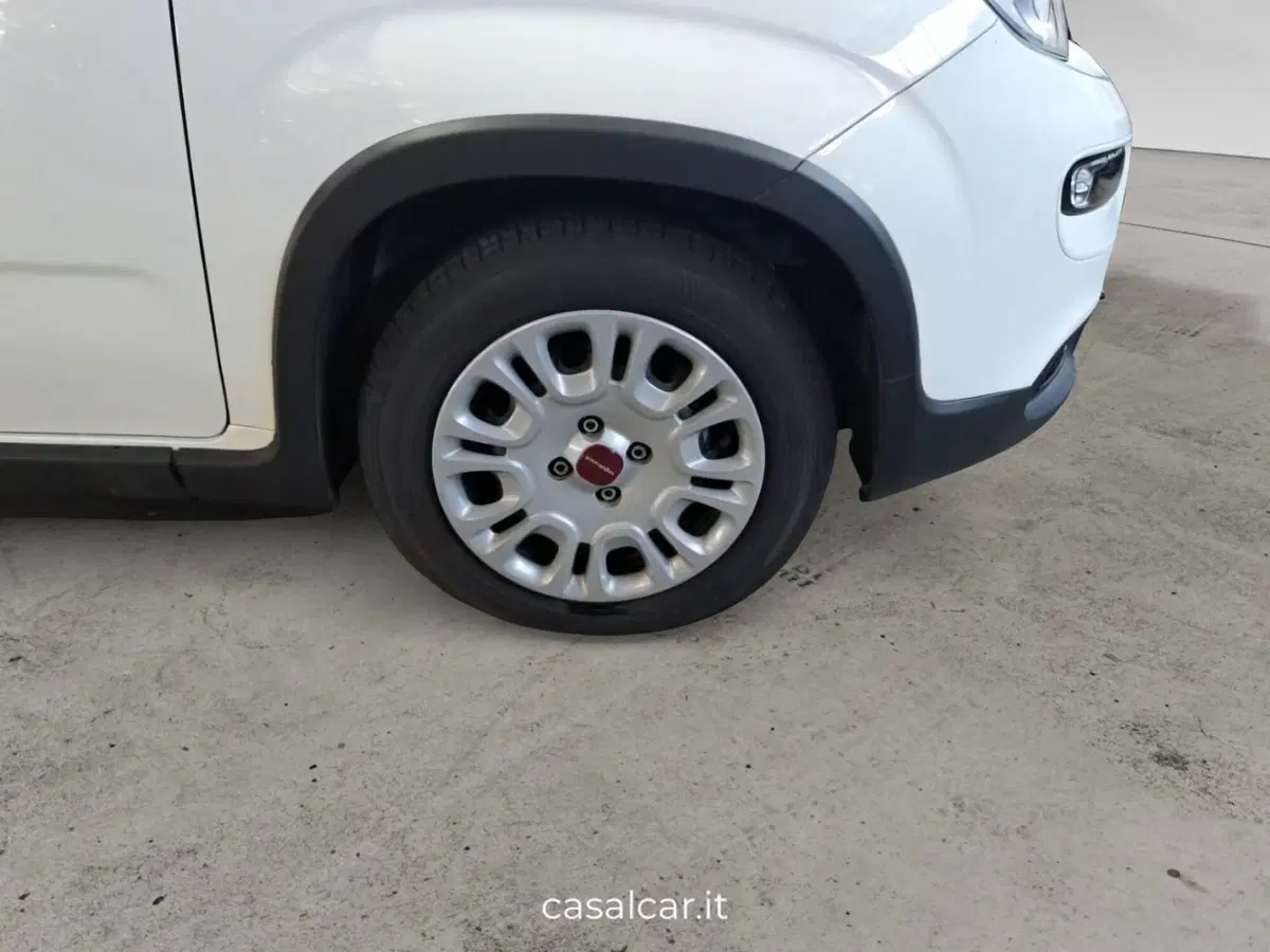 Fiat Panda Cross nuova a Salerno (14)