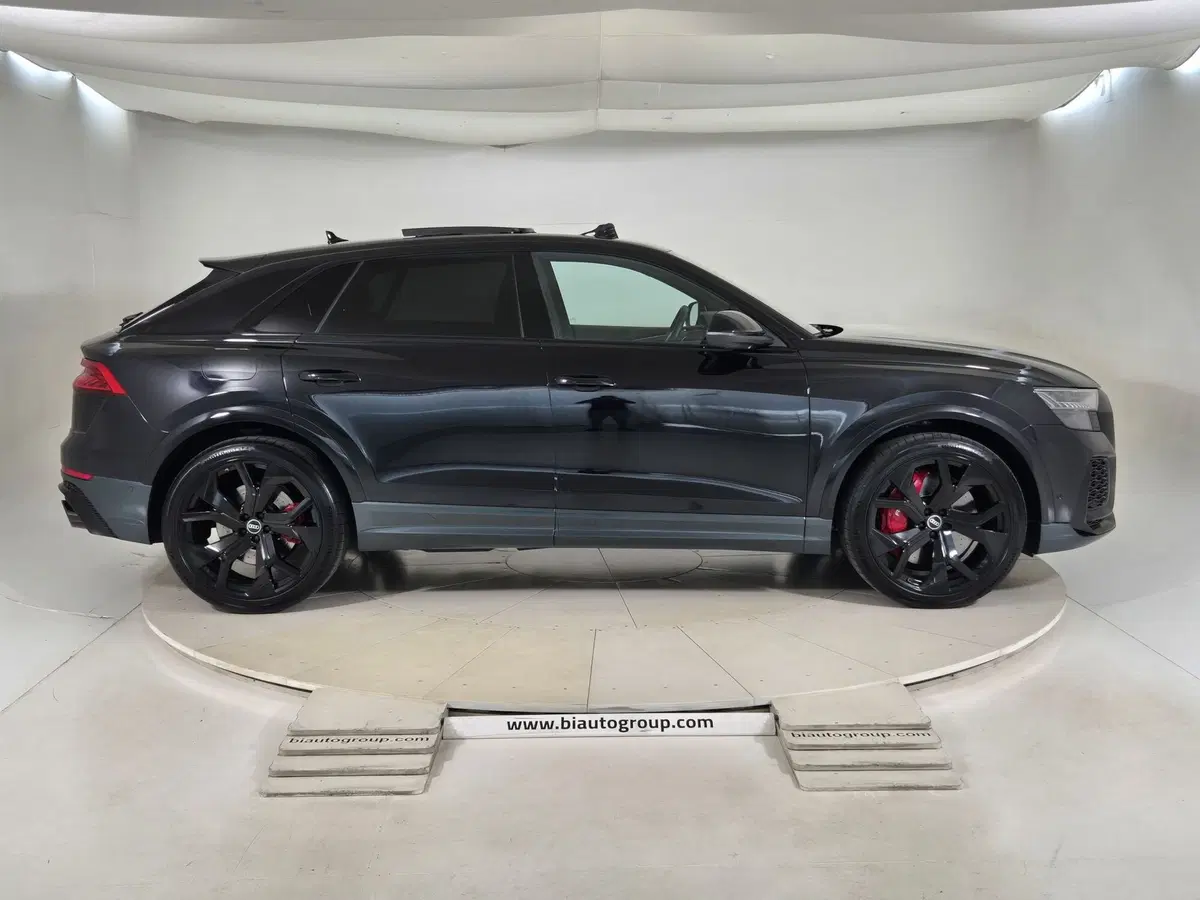 Audi RS Q8 usata a Torino (5)