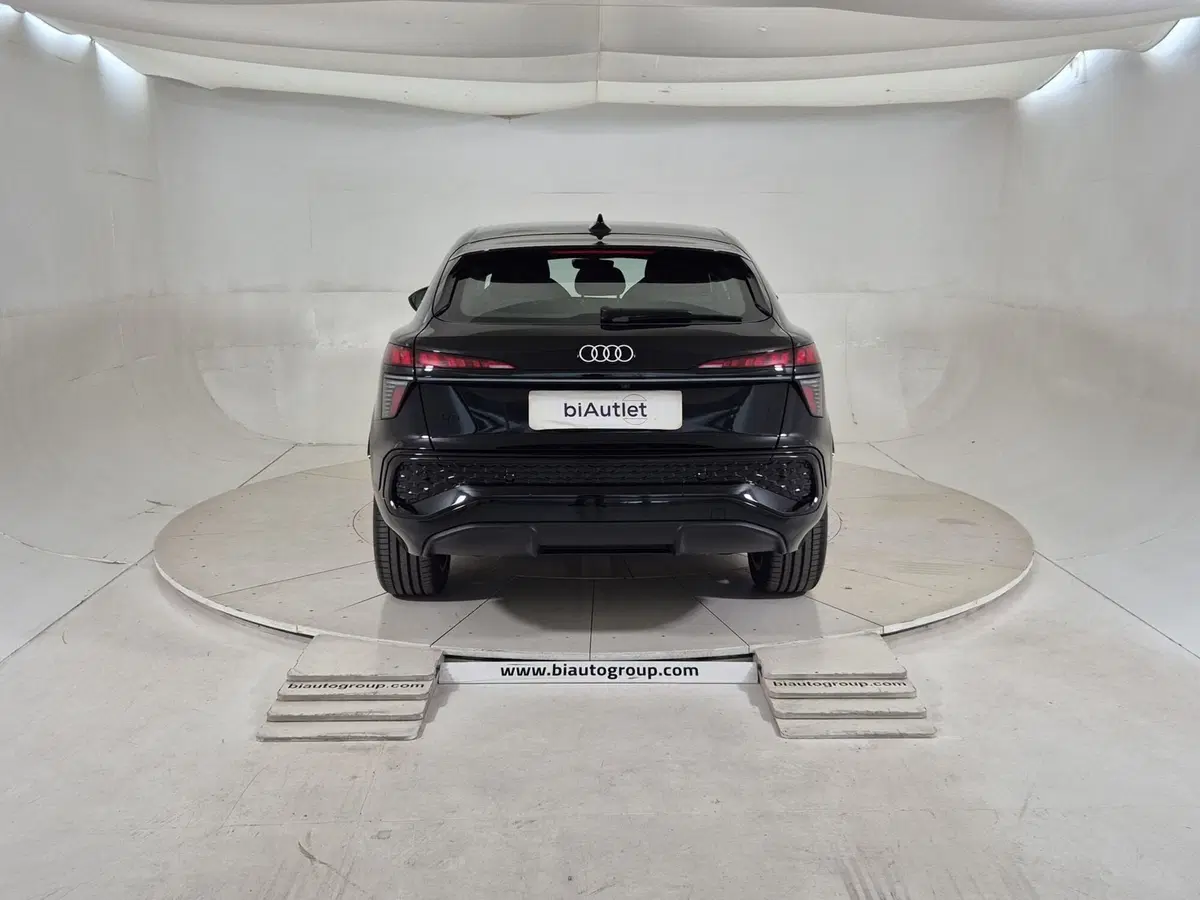 Audi Q3 Sportback usata a Torino (3)