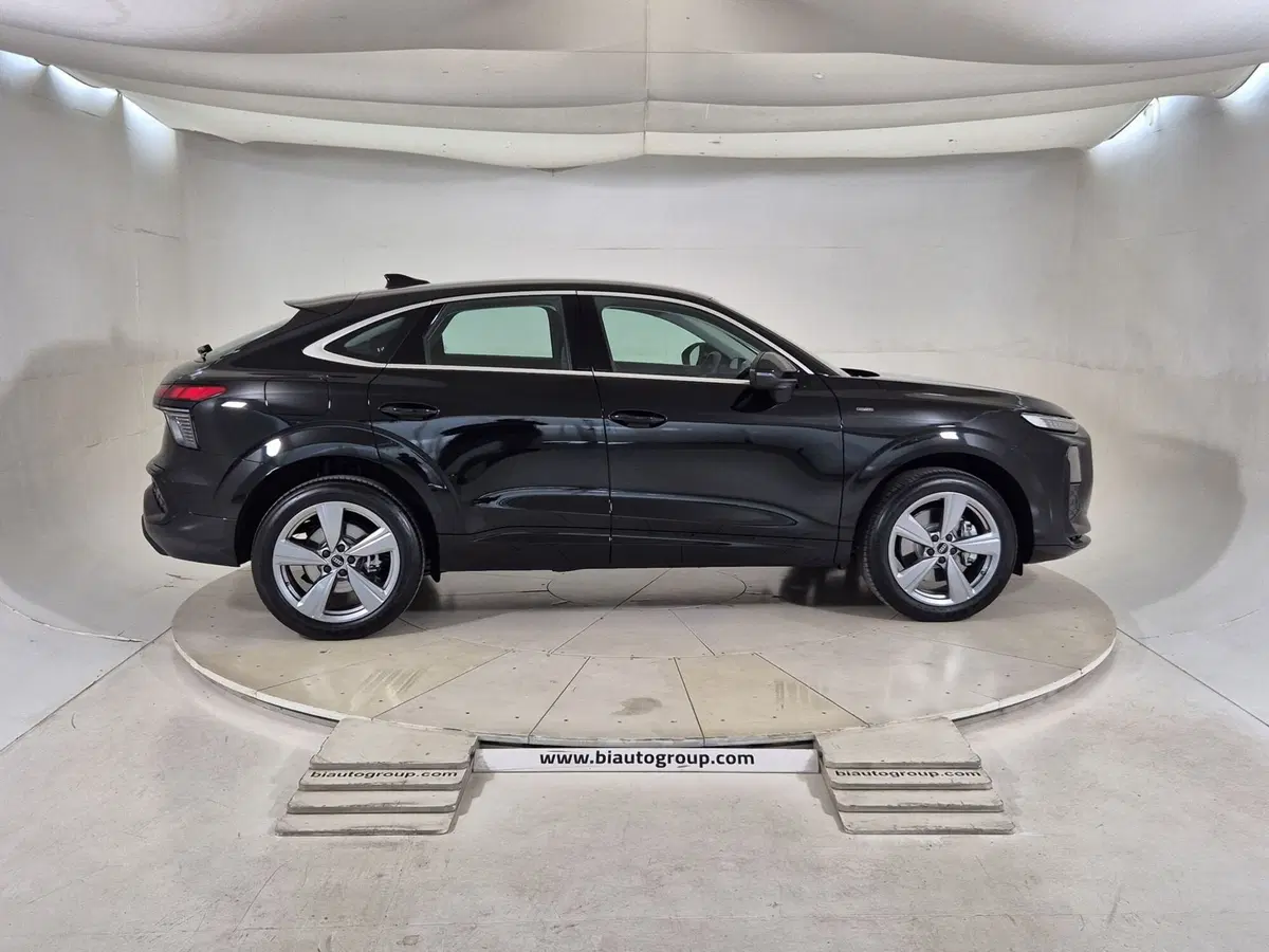 Audi Q3 Sportback usata a Torino (5)