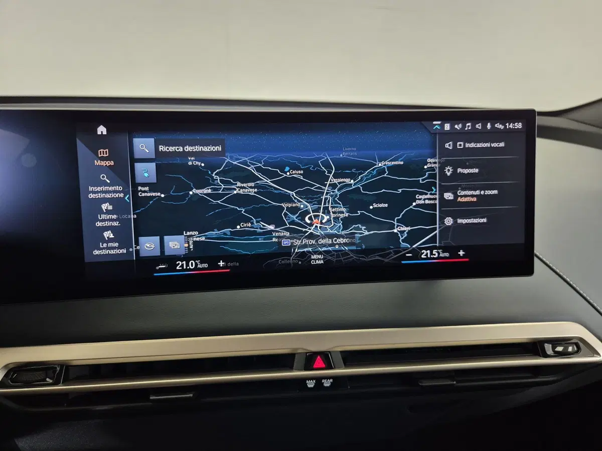 BMW iX usata a Torino (13)