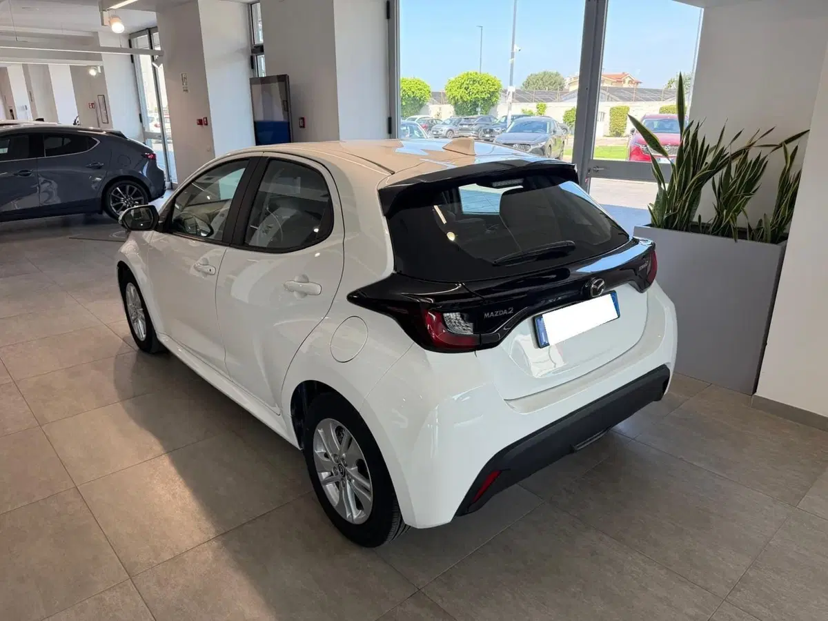 Mazda Mazda2 Hybrid usata a Napoli (4)