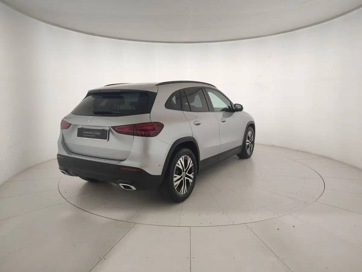 Mercedes-Benz GLA SUV usata a Alessandria (4)