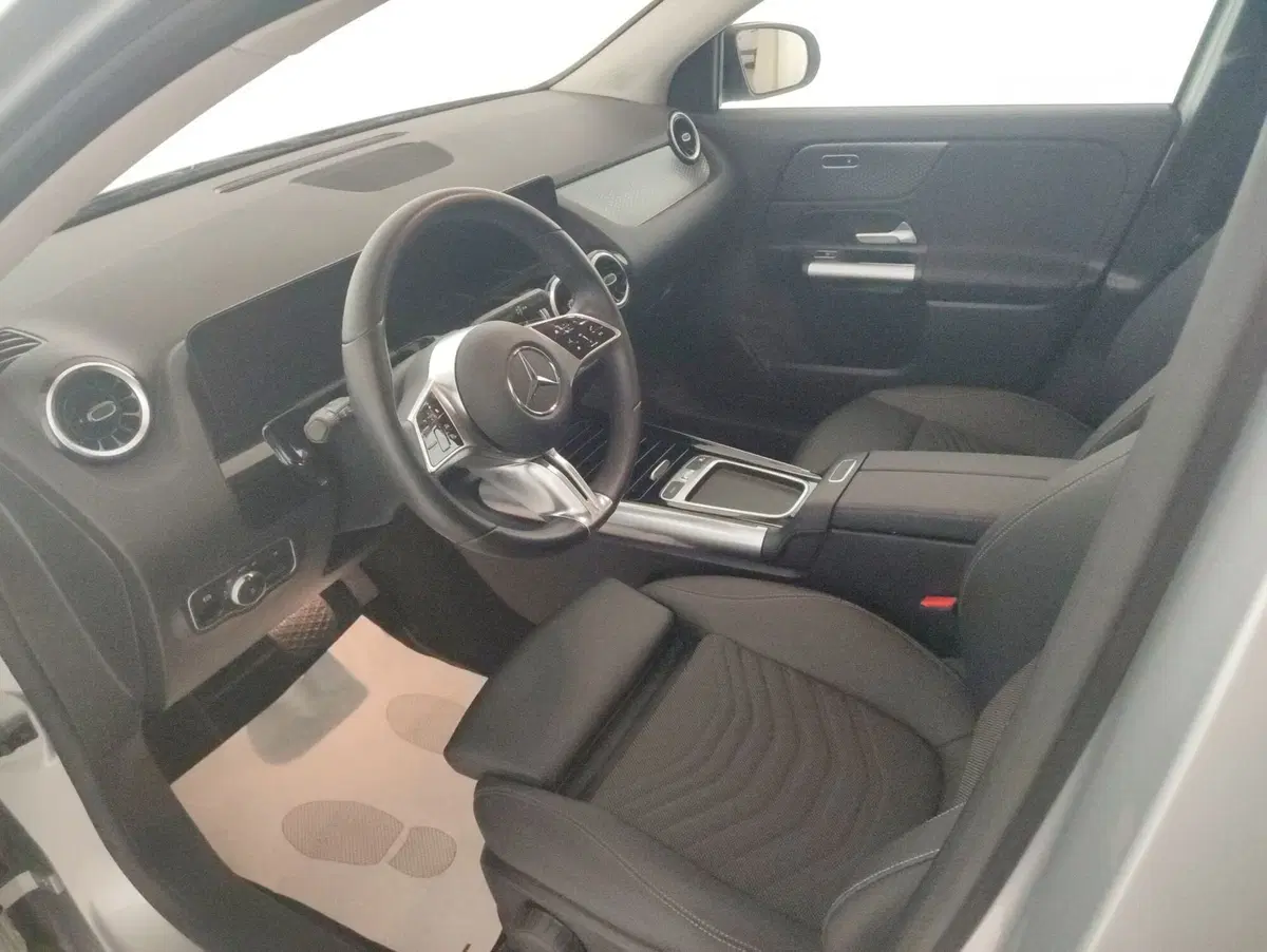 Mercedes-Benz GLA SUV usata a Alessandria (6)