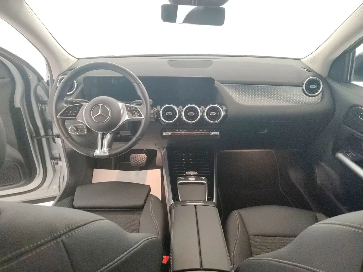 Mercedes-Benz GLA SUV usata a Alessandria (8)