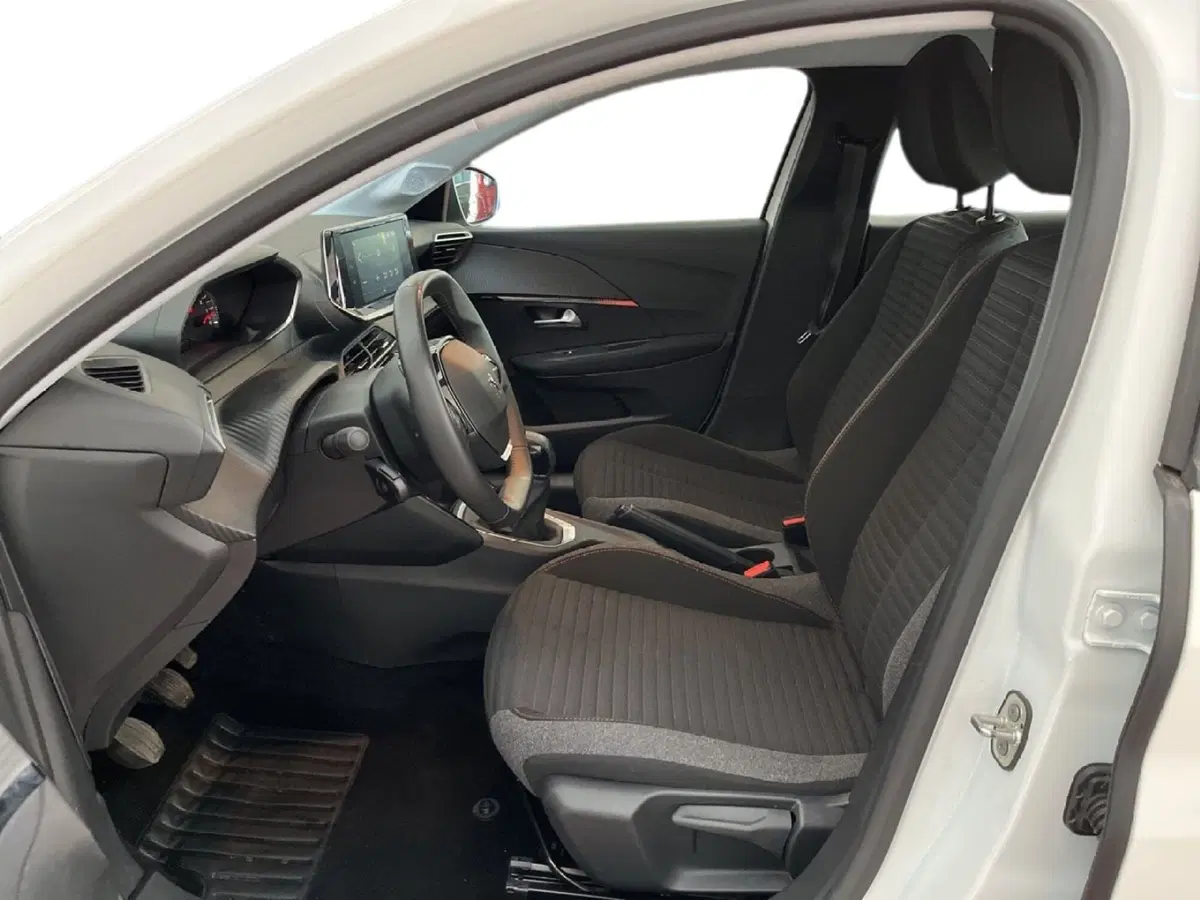 Peugeot 208 usata a Torino (9)