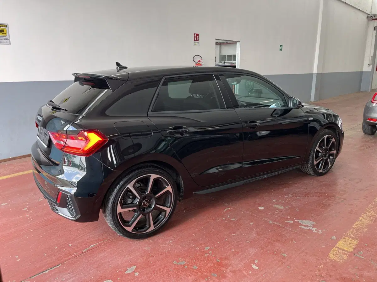 Audi A1 Sportback usata a Torino (6)