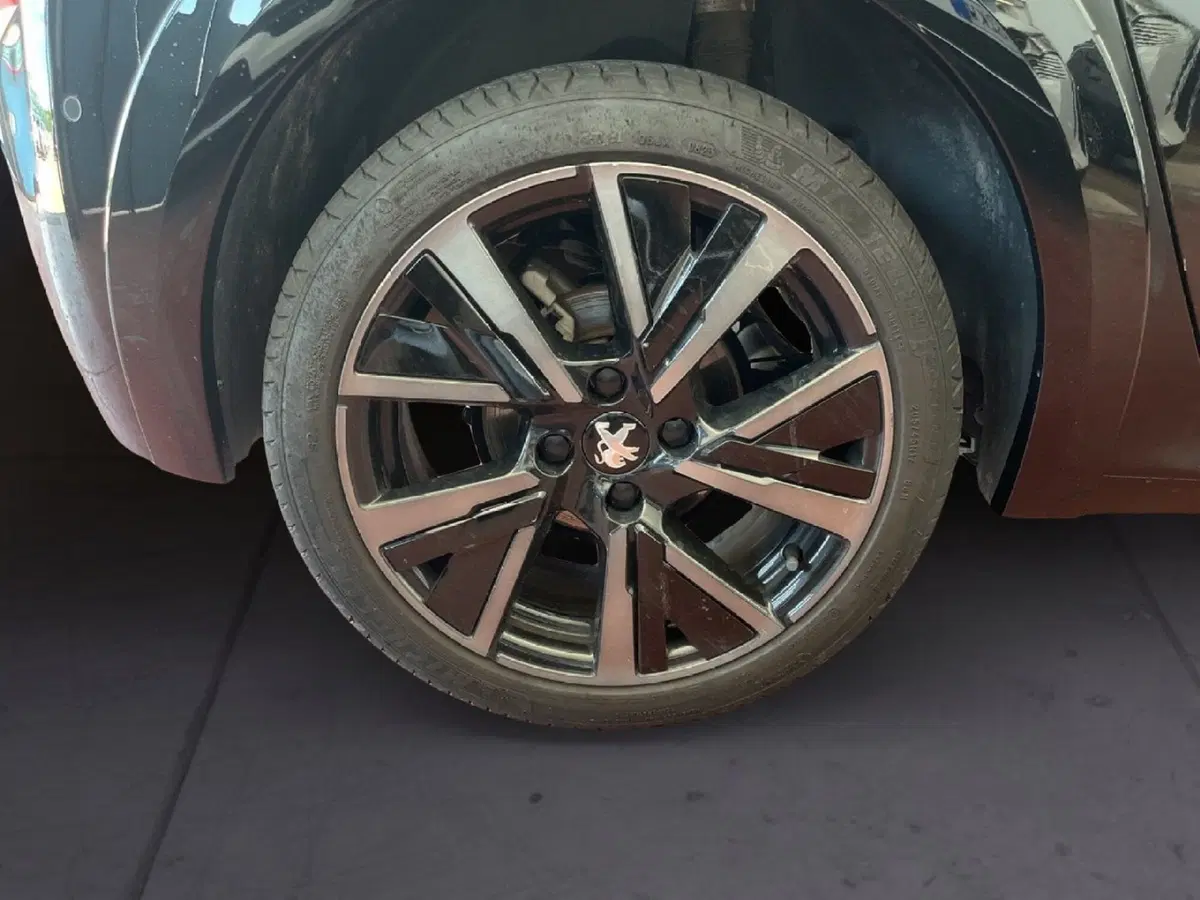 Peugeot 208 usata a Torino (7)