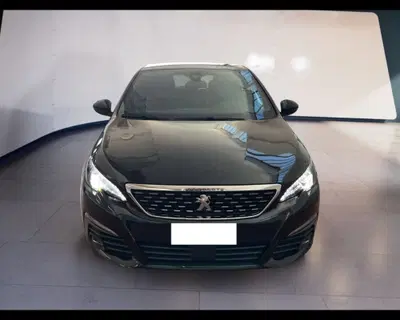 Peugeot 308 Tre Volumi 1.2 puretech t GT s&amp;s 130cv eat8 del 2020 usata a Torino