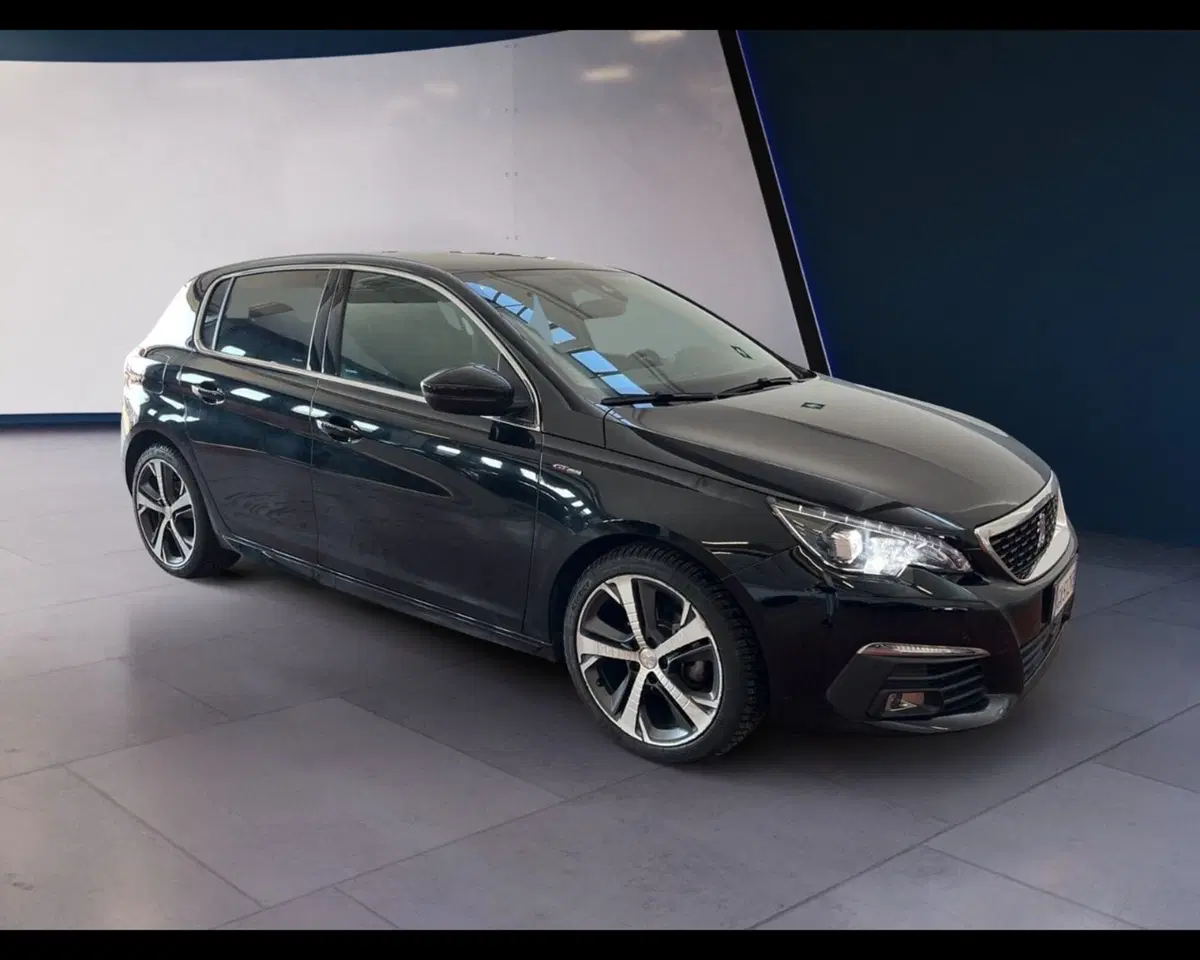 Peugeot 308 Tre Volumi usata a Torino (9)