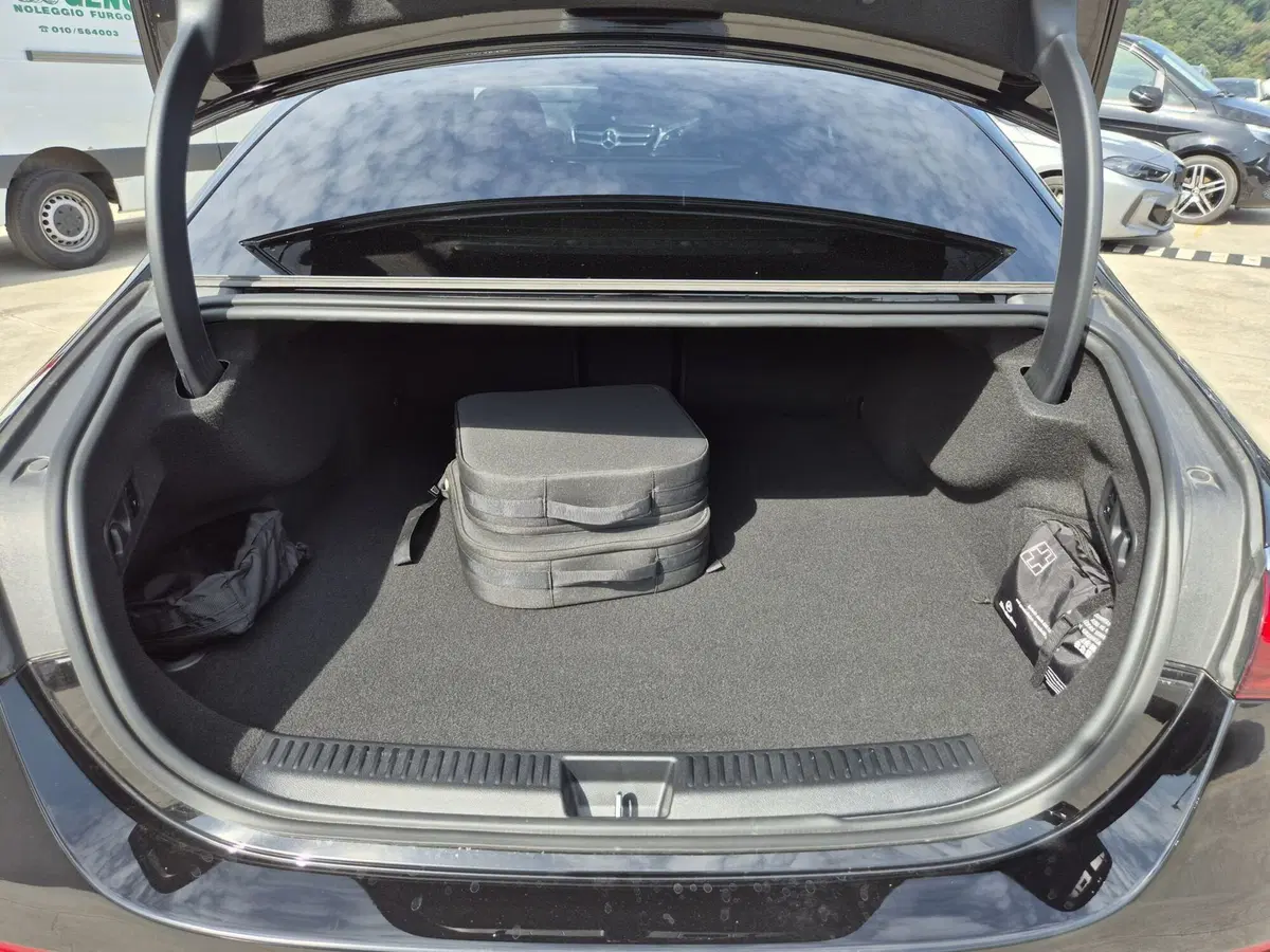 Mercedes-Benz Classe E usata  (12)