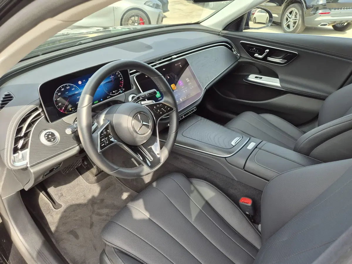 Mercedes-Benz Classe E usata  (6)