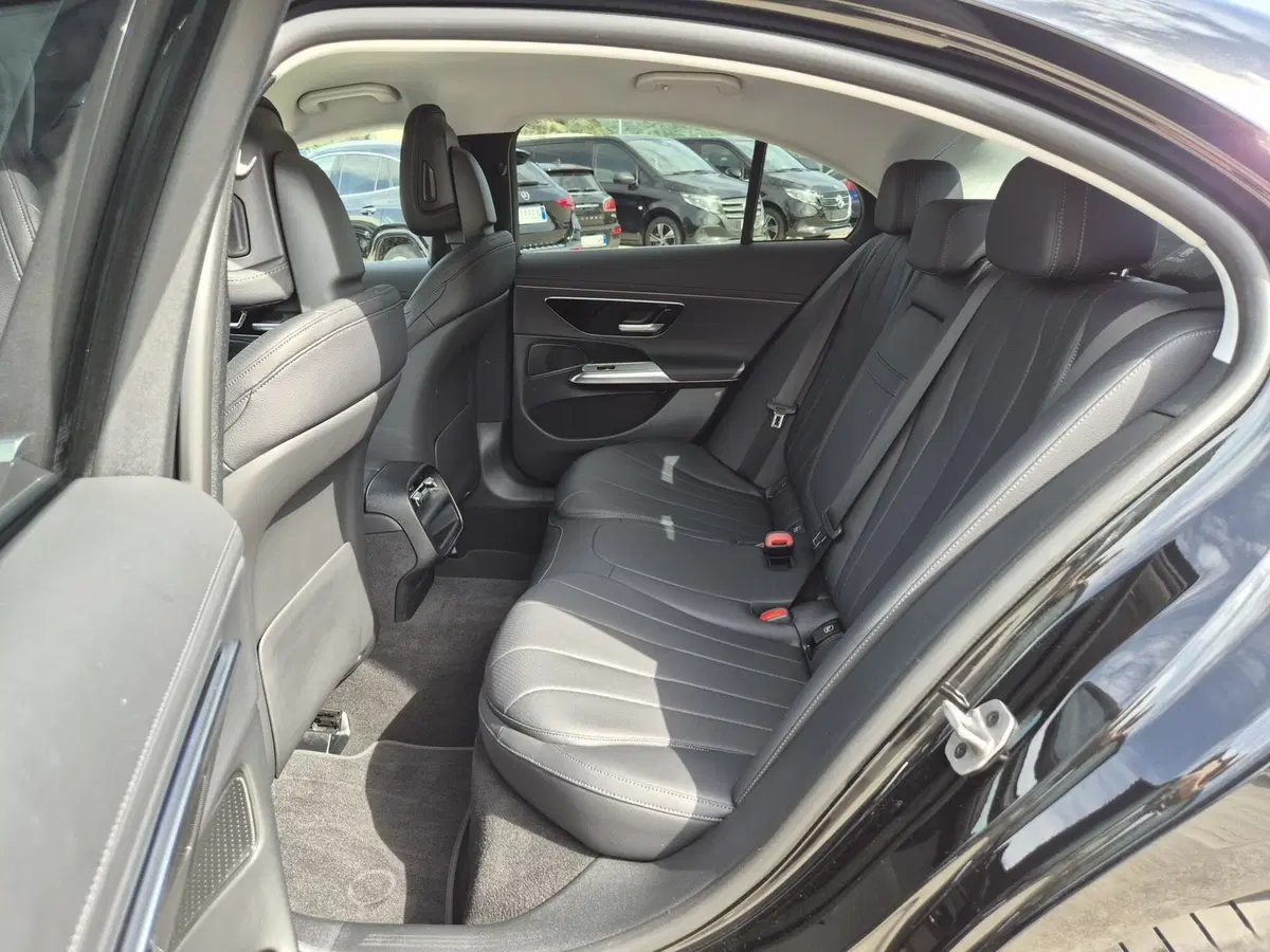 Mercedes-Benz Classe E usata  (7)