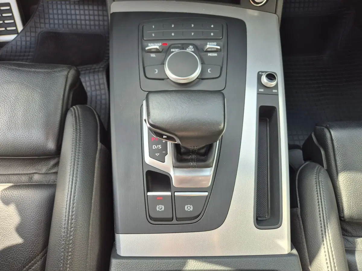 Audi Q5 usata  (10)
