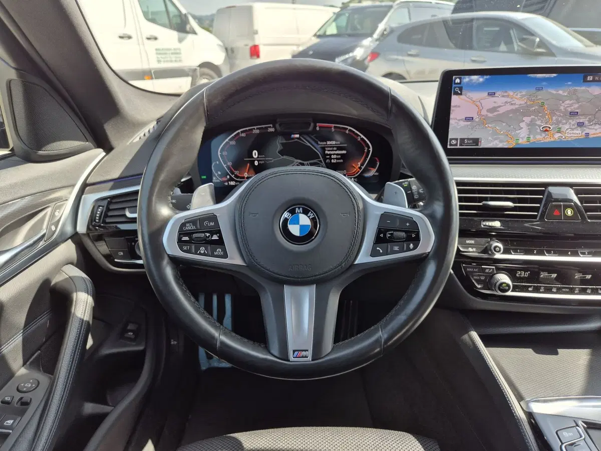 BMW Serie 5 Touring usata  (19)