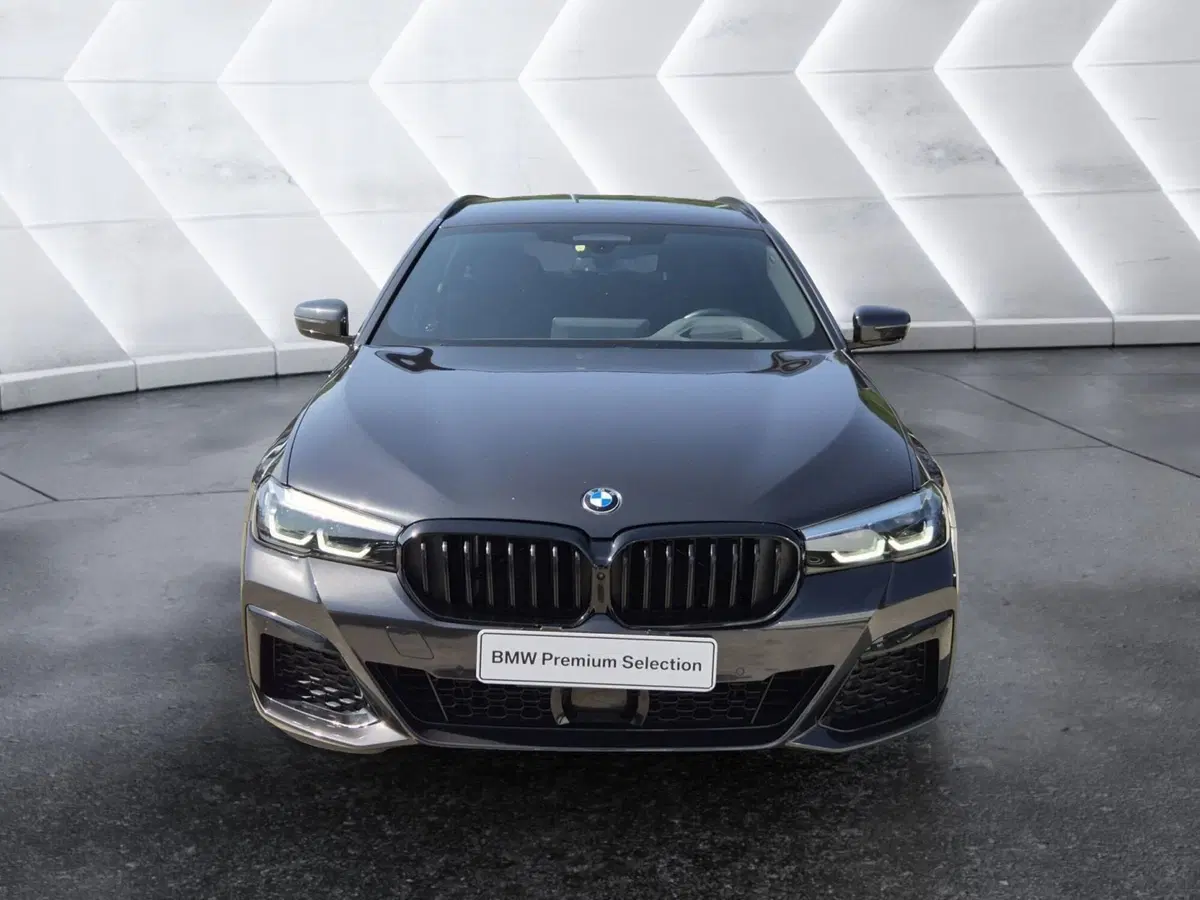 BMW Serie 5 Touring usata  (2)
