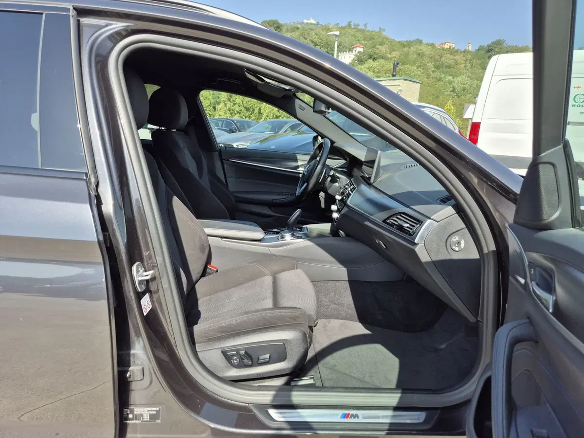 BMW Serie 5 Touring usata  (9)