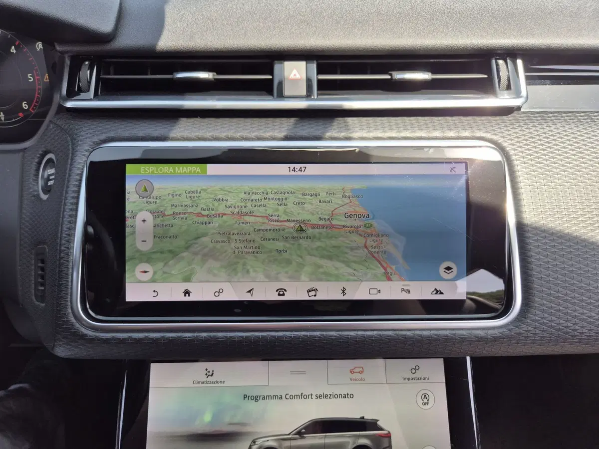 Land Rover Range Rover Velar usata  (11)