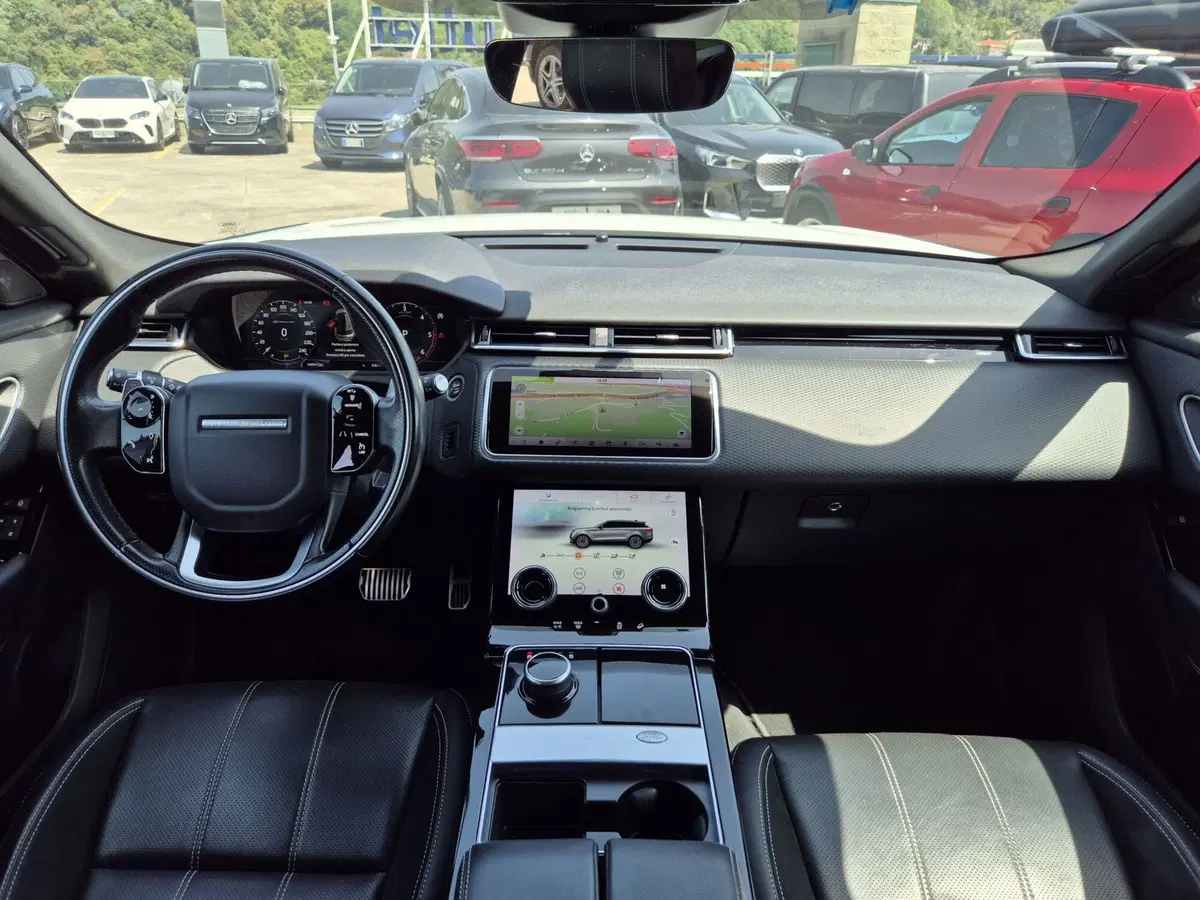 Land Rover Range Rover Velar usata  (8)