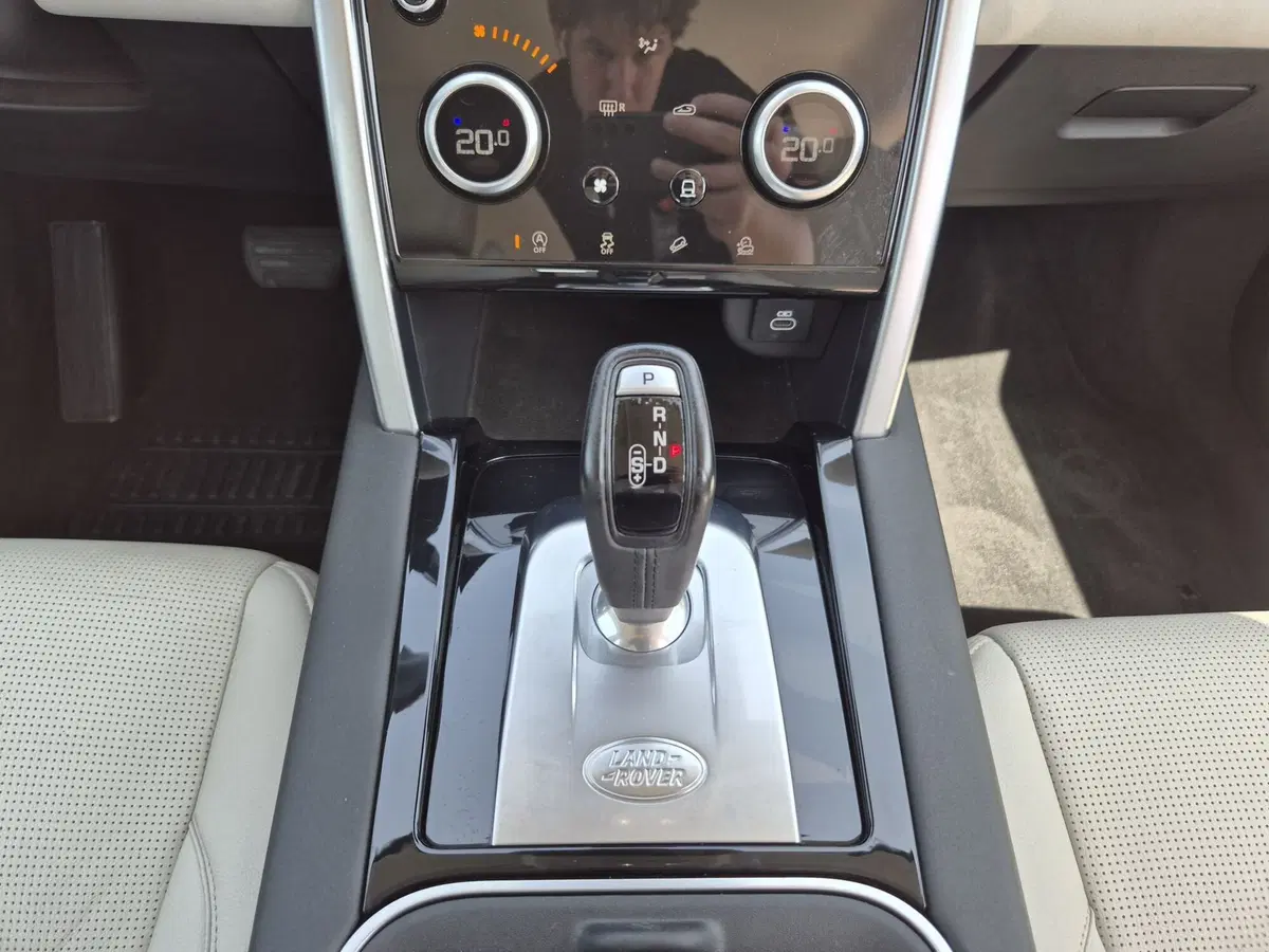 Land Rover Discovery Sport usata  (10)