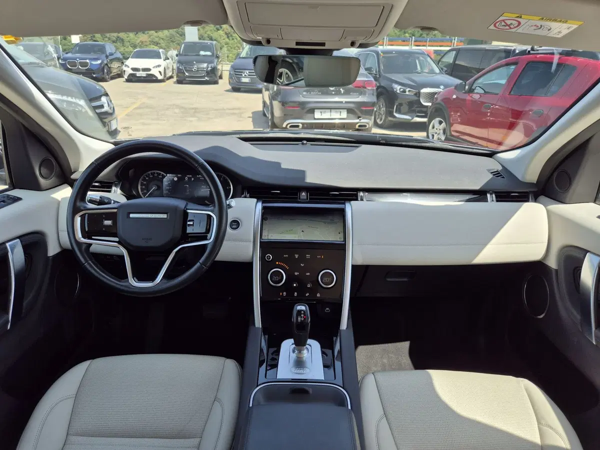 Land Rover Discovery Sport usata  (8)