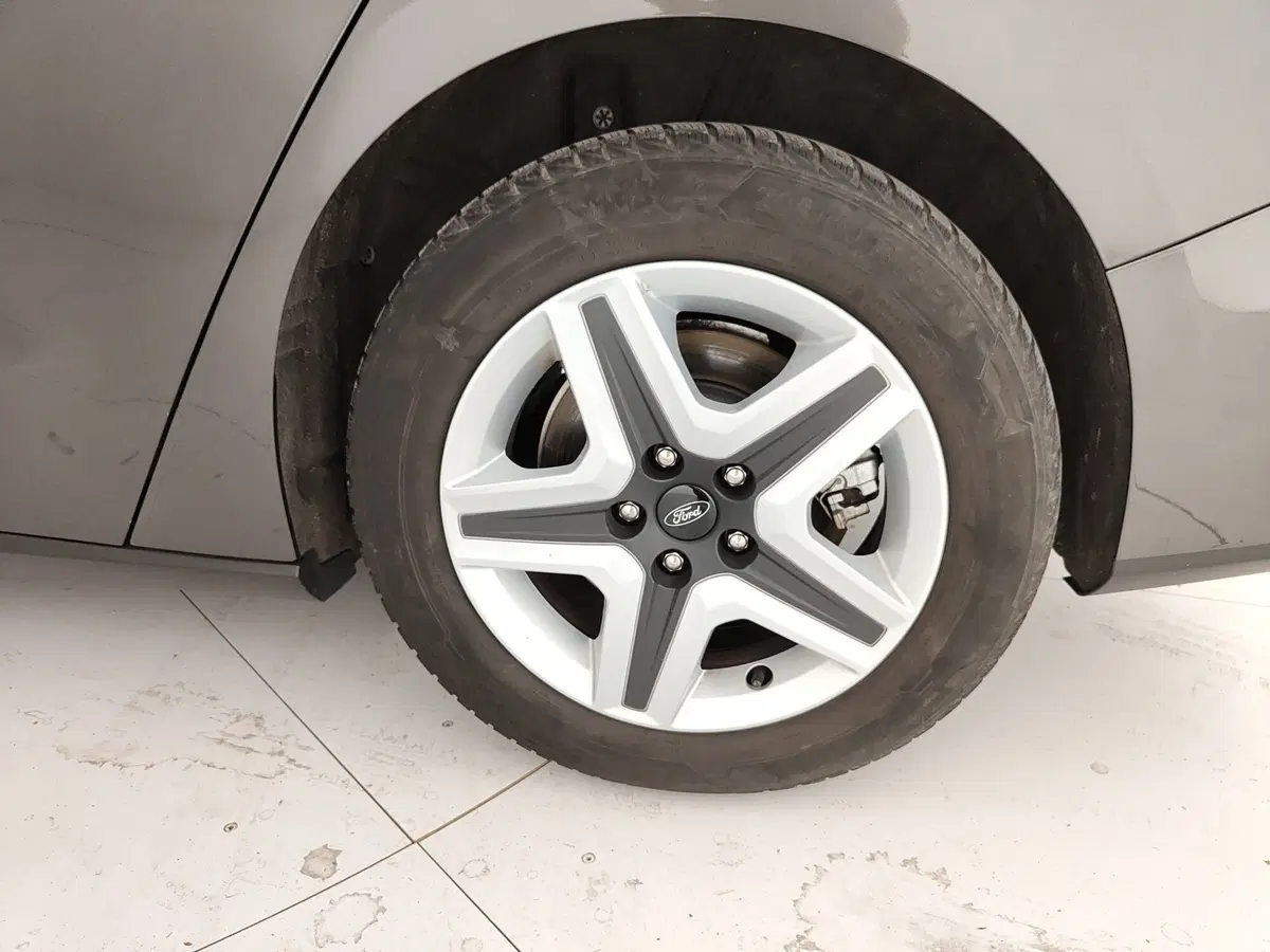 Ford Focus Station Wagon usata a Caserta (11)