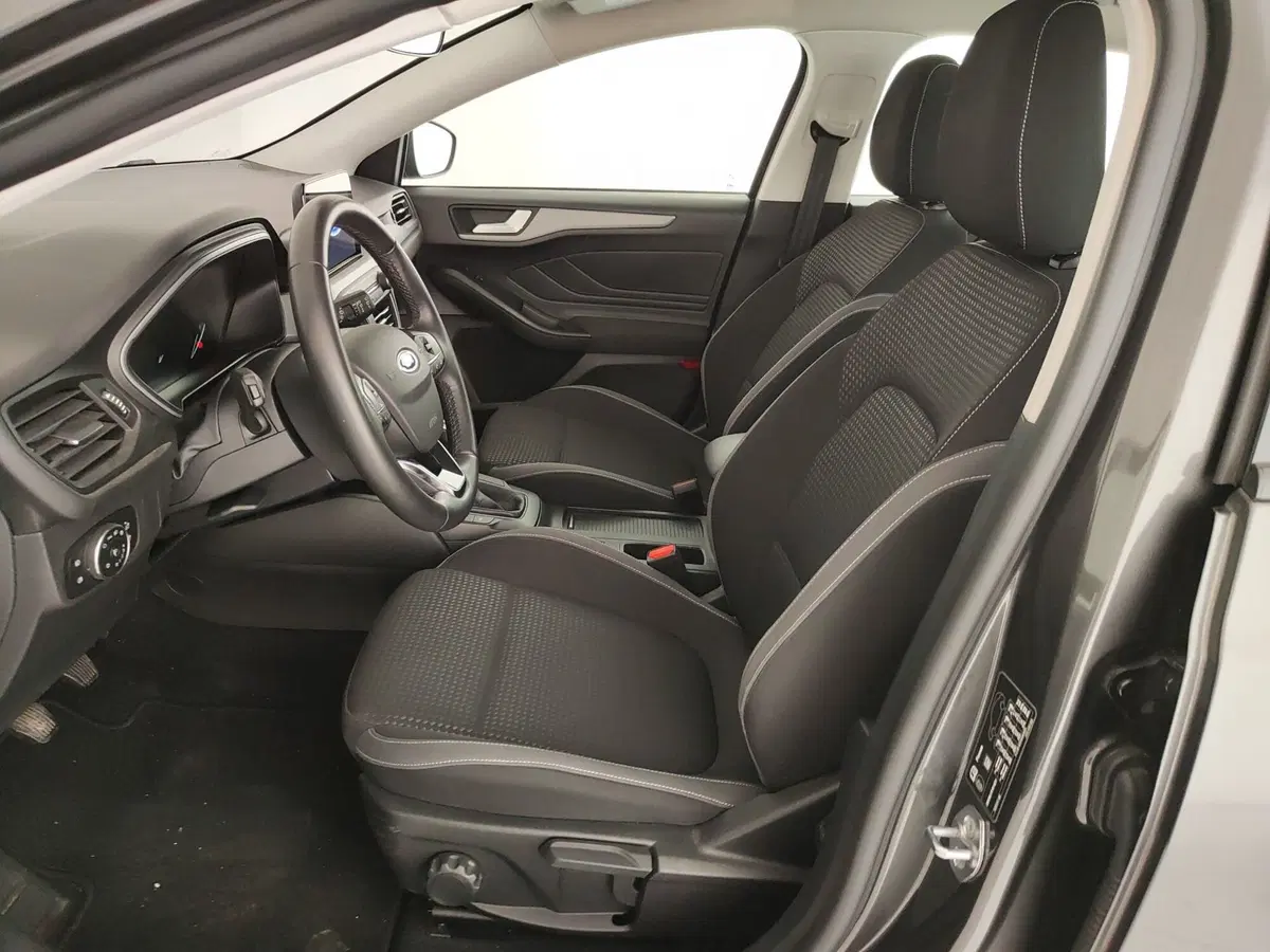 Ford Focus Station Wagon usata a Caserta (16)