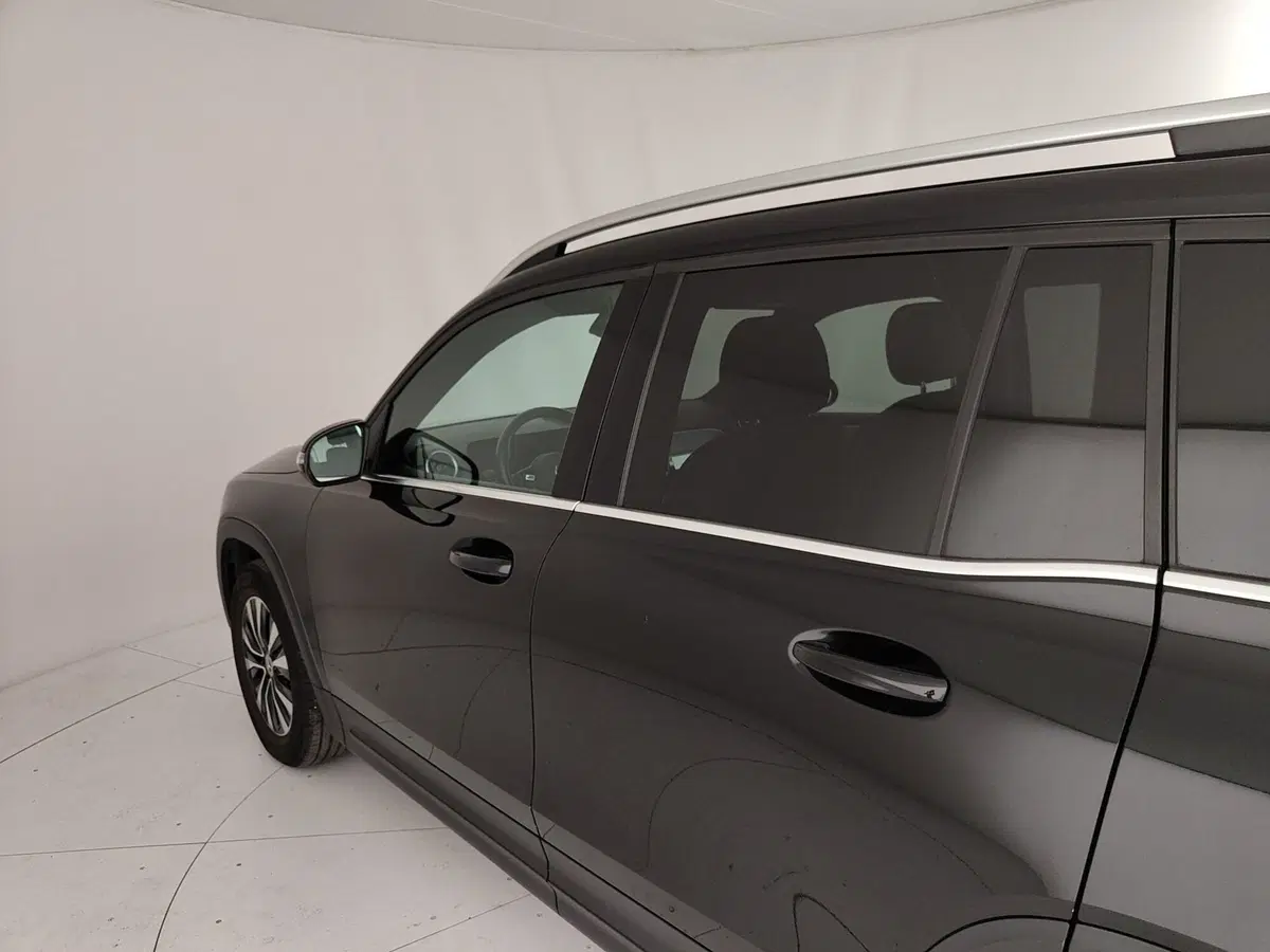 Mercedes-Benz GLB usata a Caserta (12)