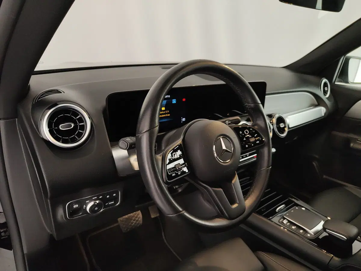 Mercedes-Benz GLB usata a Caserta (20)