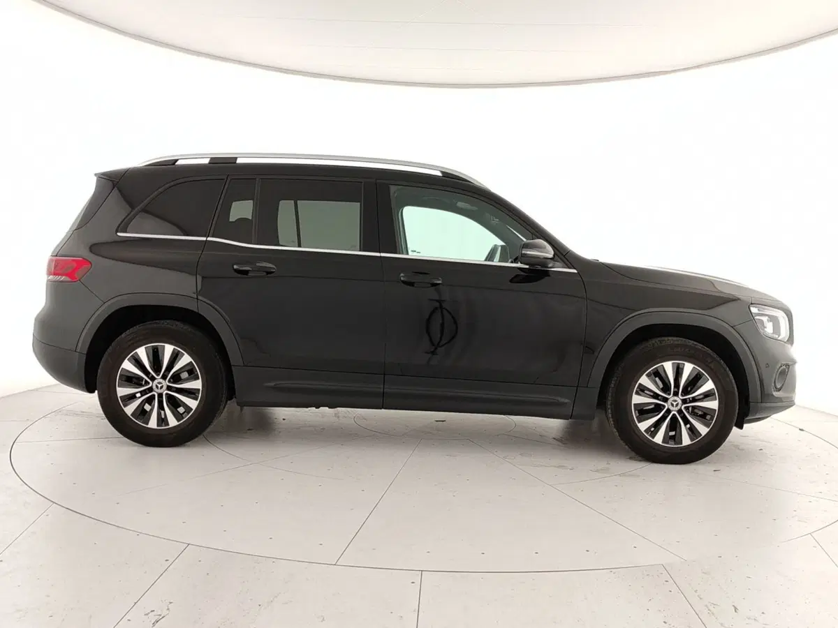 Mercedes-Benz GLB usata a Caserta (7)