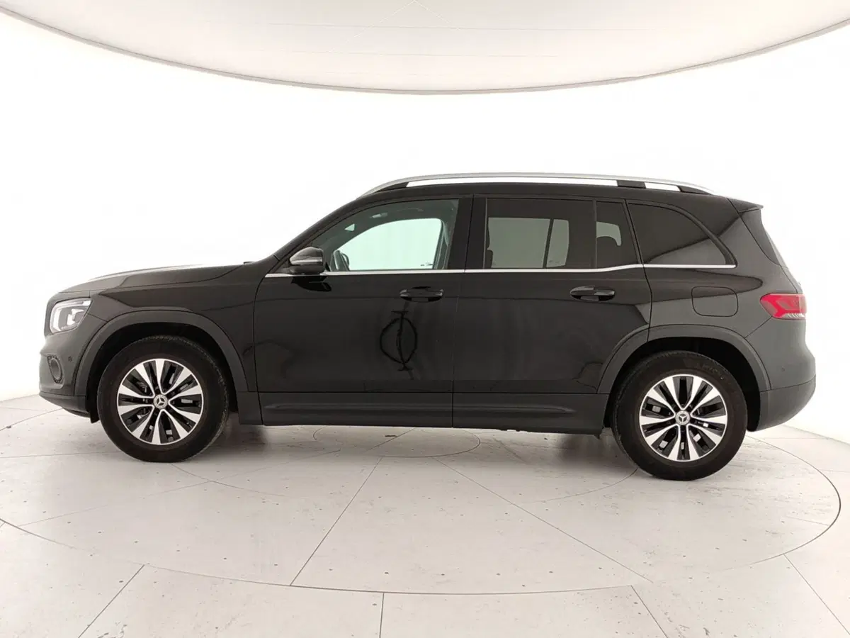 Mercedes-Benz GLB usata a Caserta (8)